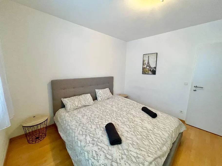 90 M2 Maisonette With Free Parking Apartment Vienna